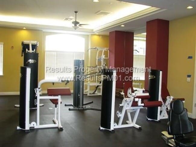 Building Photo - Excellent Natomas Townhouse