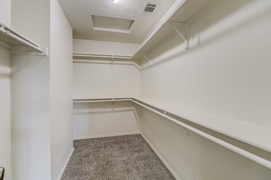 Building Photo - 9209 St Martin Rd