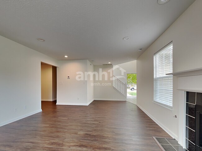 Building Photo - 16757 Yeoman Way