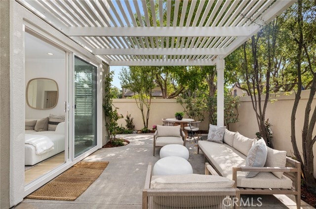 Building Photo - 20 Fecamp