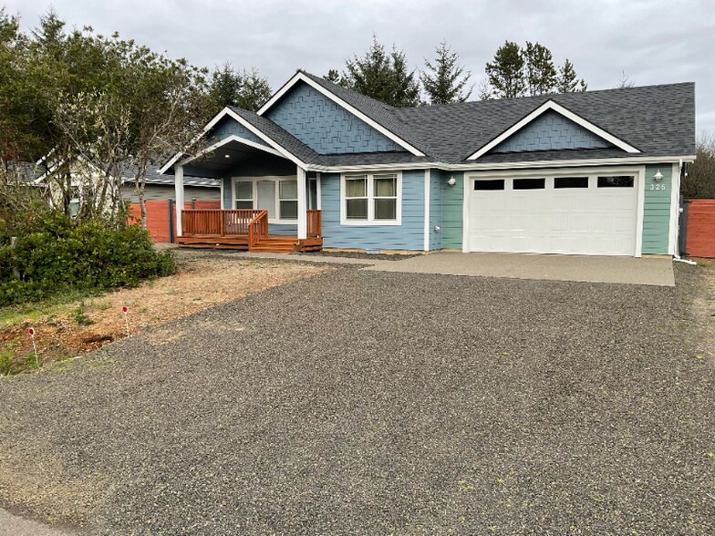 Primary Photo - 325 N Wynoochee Dr SW