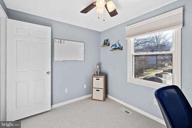 Building Photo - 5341 Harbor Ct Dr