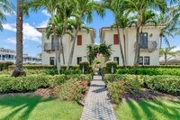 Building Photo - 1510 Ocean Dr
