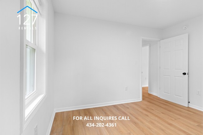 Building Photo - 30 Overton Dr