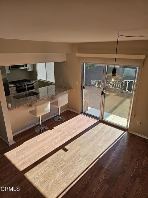 Building Photo - 2166 N Indian Canyon Dr