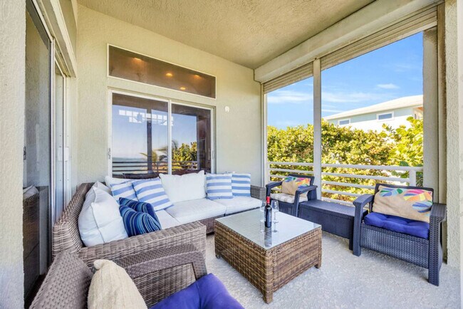 Building Photo - 2775 Jimmy Buffett Mem Hwy