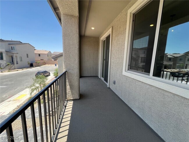 Building Photo - 7550 Quail Rock Ave
