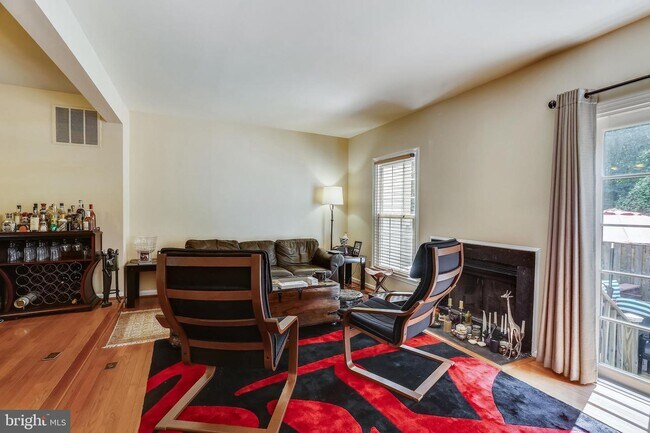 Building Photo - 11633 Pleasant Meadow Dr