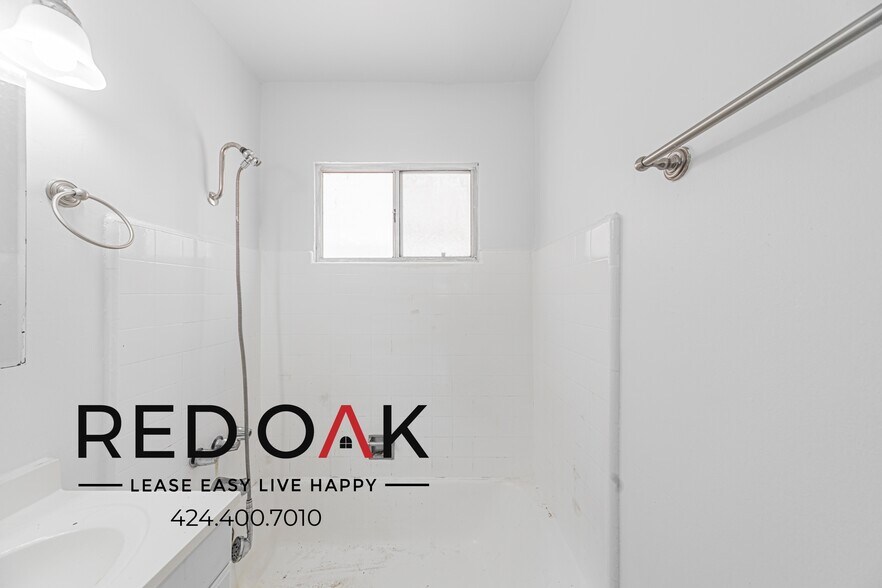 Building Photo - 19148 Sherman Way