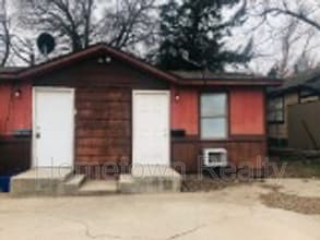 Building Photo - 1225 S Lee Ave