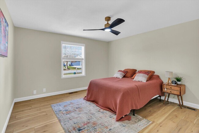 Building Photo - 4011 Danbury Dr