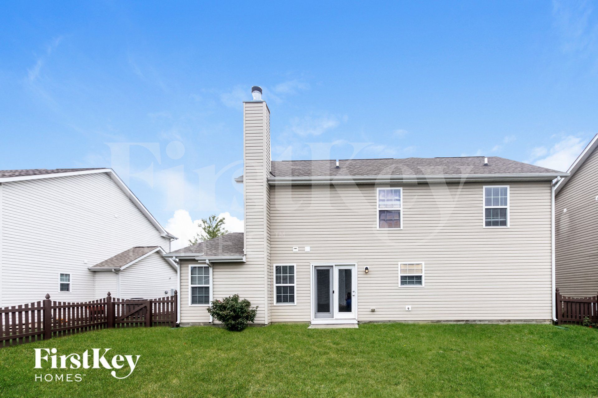 Building Photo - 5254 Calabasas Dr