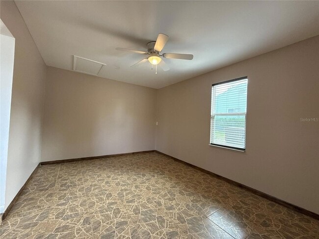 Building Photo - 8942 SW 109th Ln
