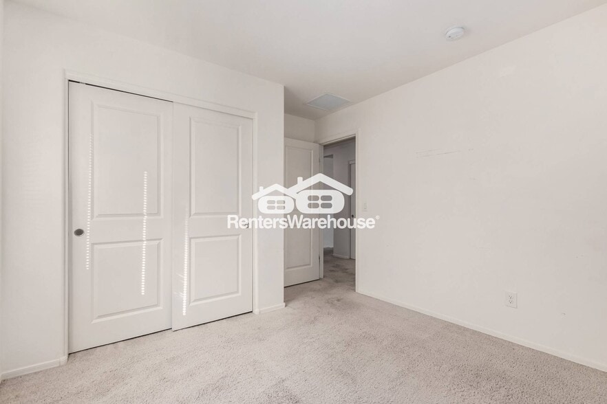 Building Photo - 25785 W Samantha Way