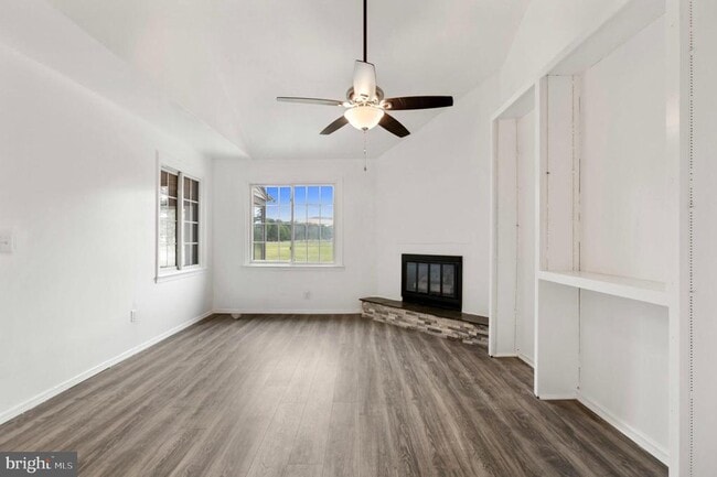 Building Photo - 39 N Turnberry Dr