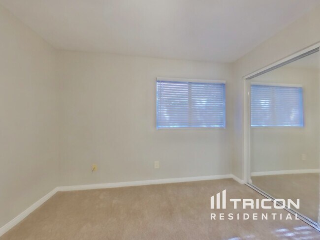 Building Photo - 34049 Nebraska Ln