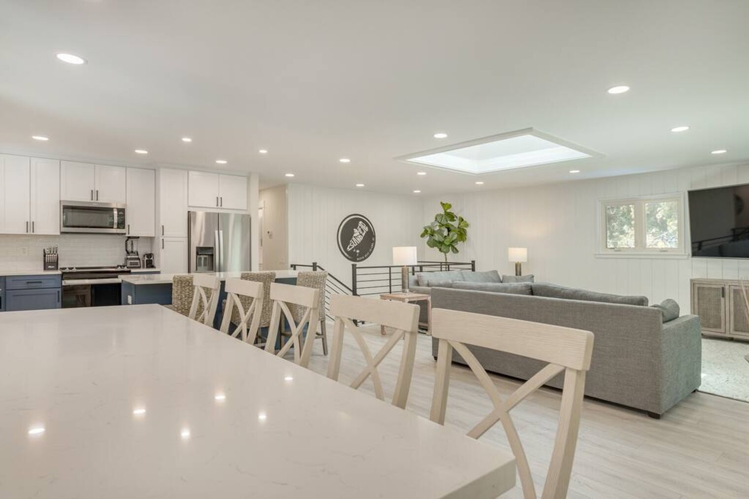 Building Photo - 1 Laurel Ln