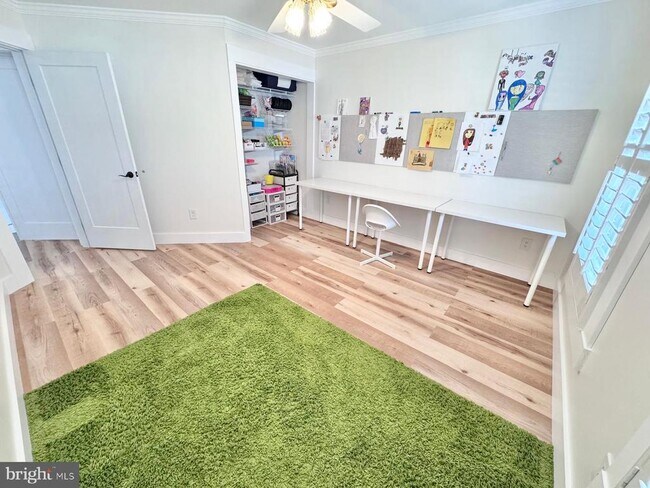 Building Photo - 15 River Oak Dr