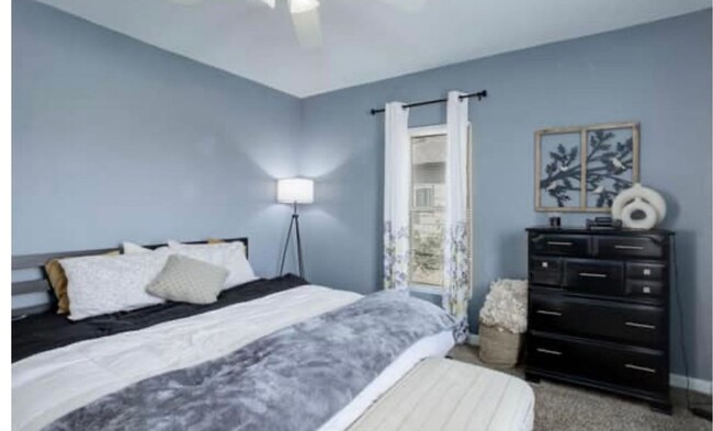 Building Photo - Picture-Perfect 3-Bedroom Charmer – A Drea...