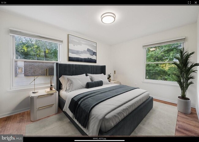 Building Photo - 12260 Greenleaf Ave