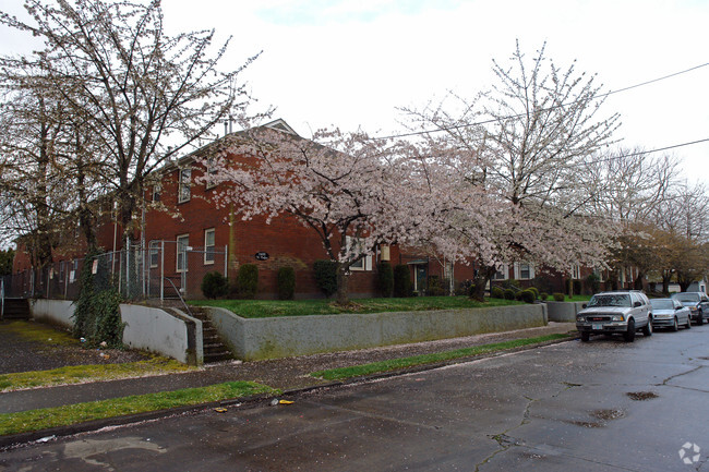 Building Photo - Rose City Apartments