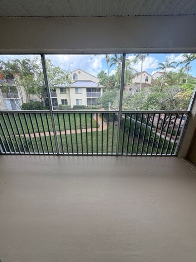 Building Photo - Great Condo in West Palm Beach