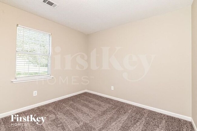 Building Photo - 130 Dunwick Ln