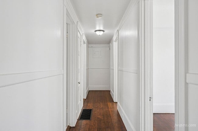 Building Photo - 1704 Steiner St