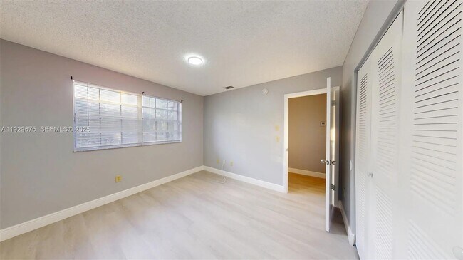 Building Photo - 5100 SW 121st Ave