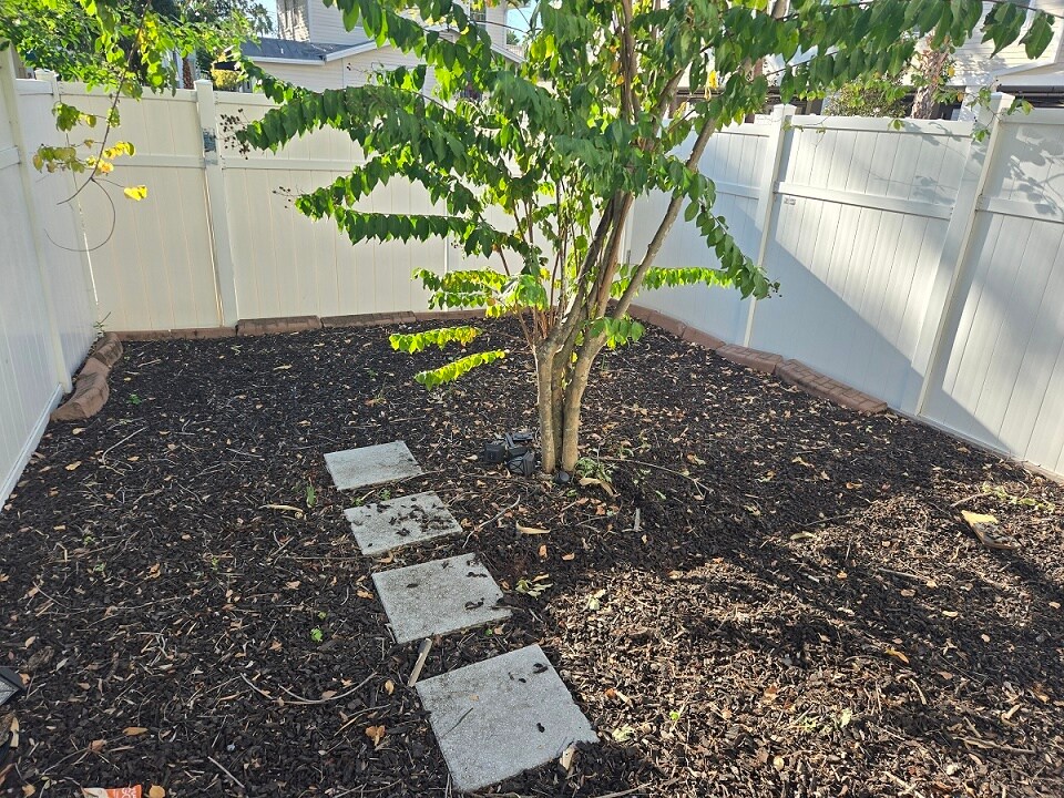 Dog Park in the Twohome community - 113 S Newport Ave