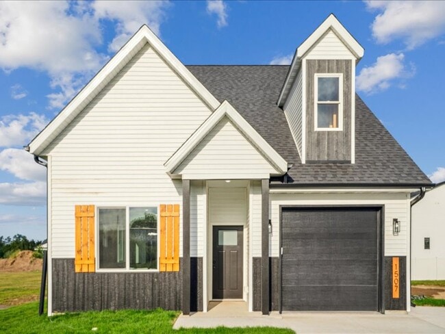 Building Photo - 1507 Duncan Dr