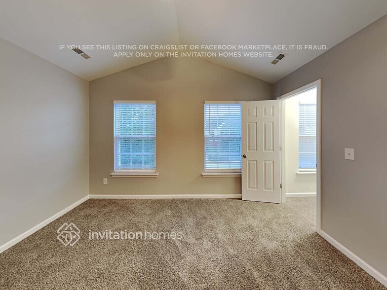 Building Photo - 3121 Rendezvous Dr