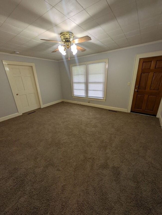 Building Photo - 2BD/2BA Single Family Home in Conover