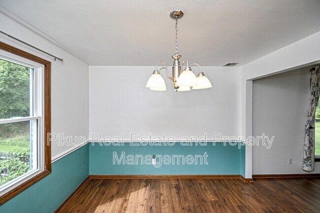 Building Photo - 1280 Linwood Ave SW