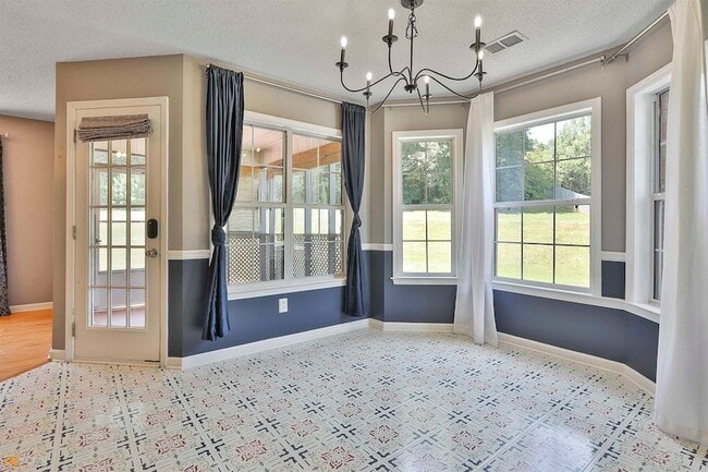 Building Photo - 100 Riverside Walk