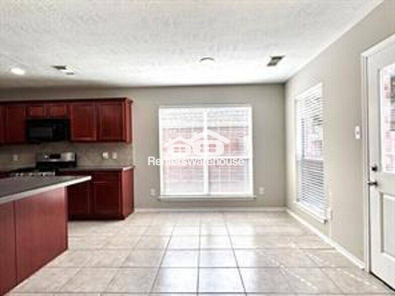 Building Photo - 24246 Arrow Star Dr