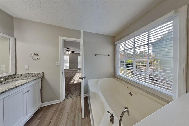 Building Photo - 116 Shefield Pl