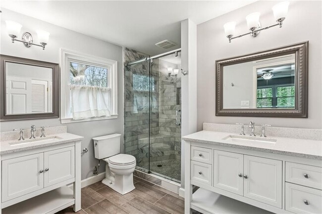 Building Photo - 1164 Fairfield Drive