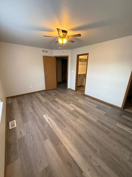 Building Photo - 1530 Citadel Dr