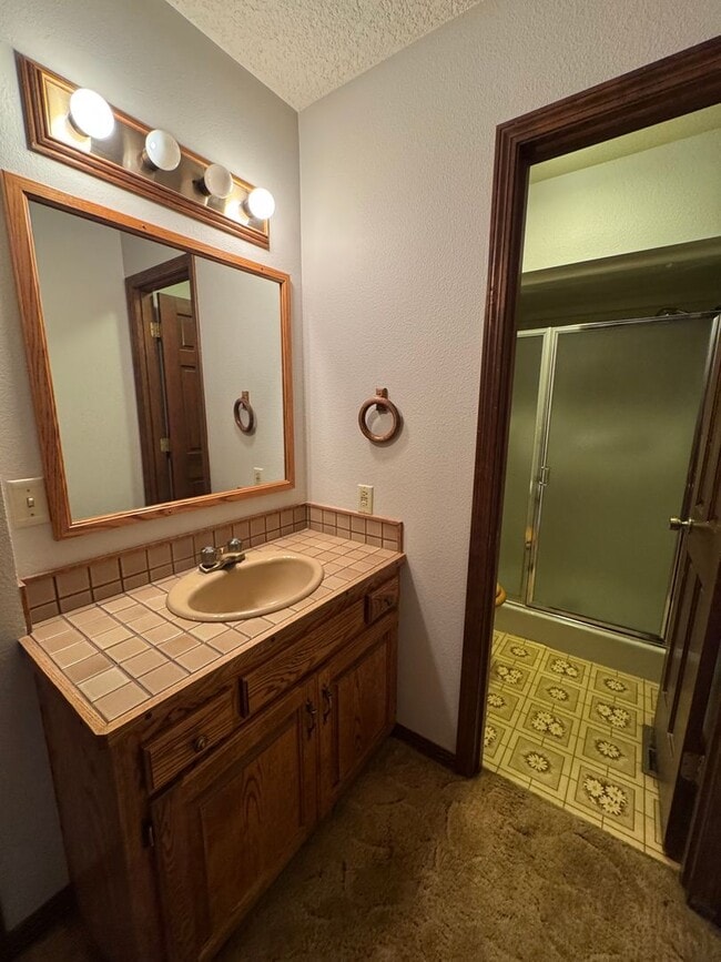 Building Photo - 21635 SW Elwert Rd