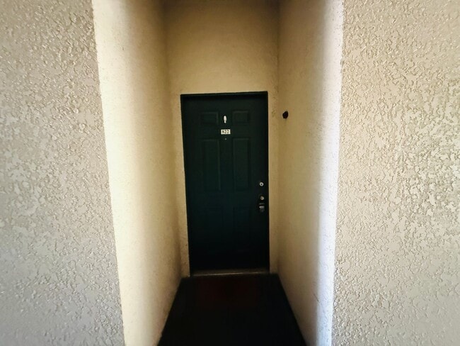 Building Photo - Beautiful Two Bedroom, Two Bath Condo For Rent in New Tampa!