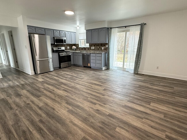 Building Photo - 12757 De Cook Dr