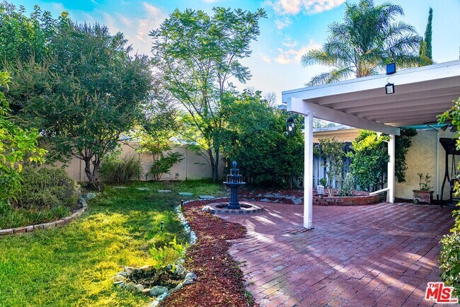 Building Photo - 27003 Rio Prado Dr