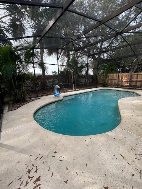 Building Photo - 718 Holbrook Cir