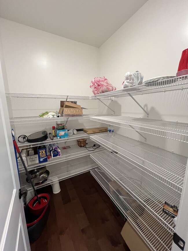 Building Photo - 2738 Kittansett Dr