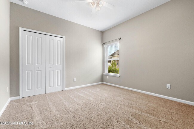 Building Photo - 85461 Amaryllis Ct