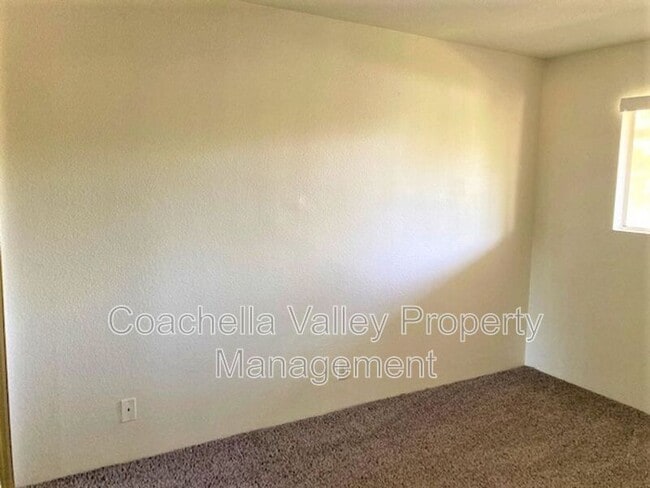 Building Photo - 2860 N Los Felices Rd