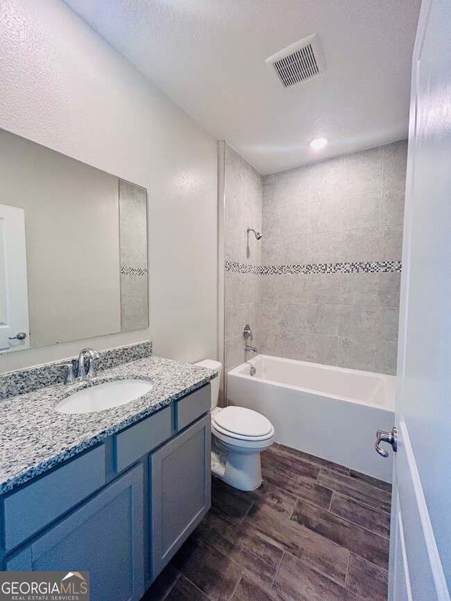 Building Photo - 114 Brookshire Grn Ct