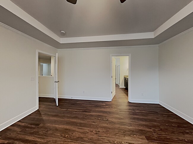 Building Photo - 1025 Bluewater Point Drive