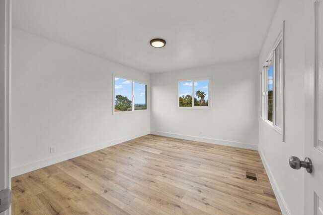 Building Photo - 4376 Del Monte